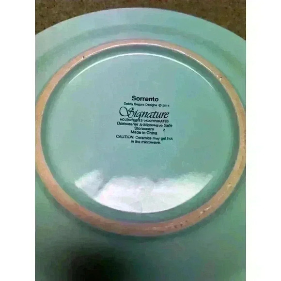 Signature Sorrento Debby Segura 2014 Salad Plate - Picture 6 of 9